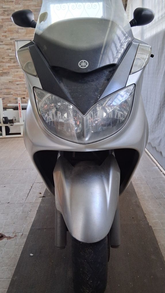 Yamaha Majesty 400