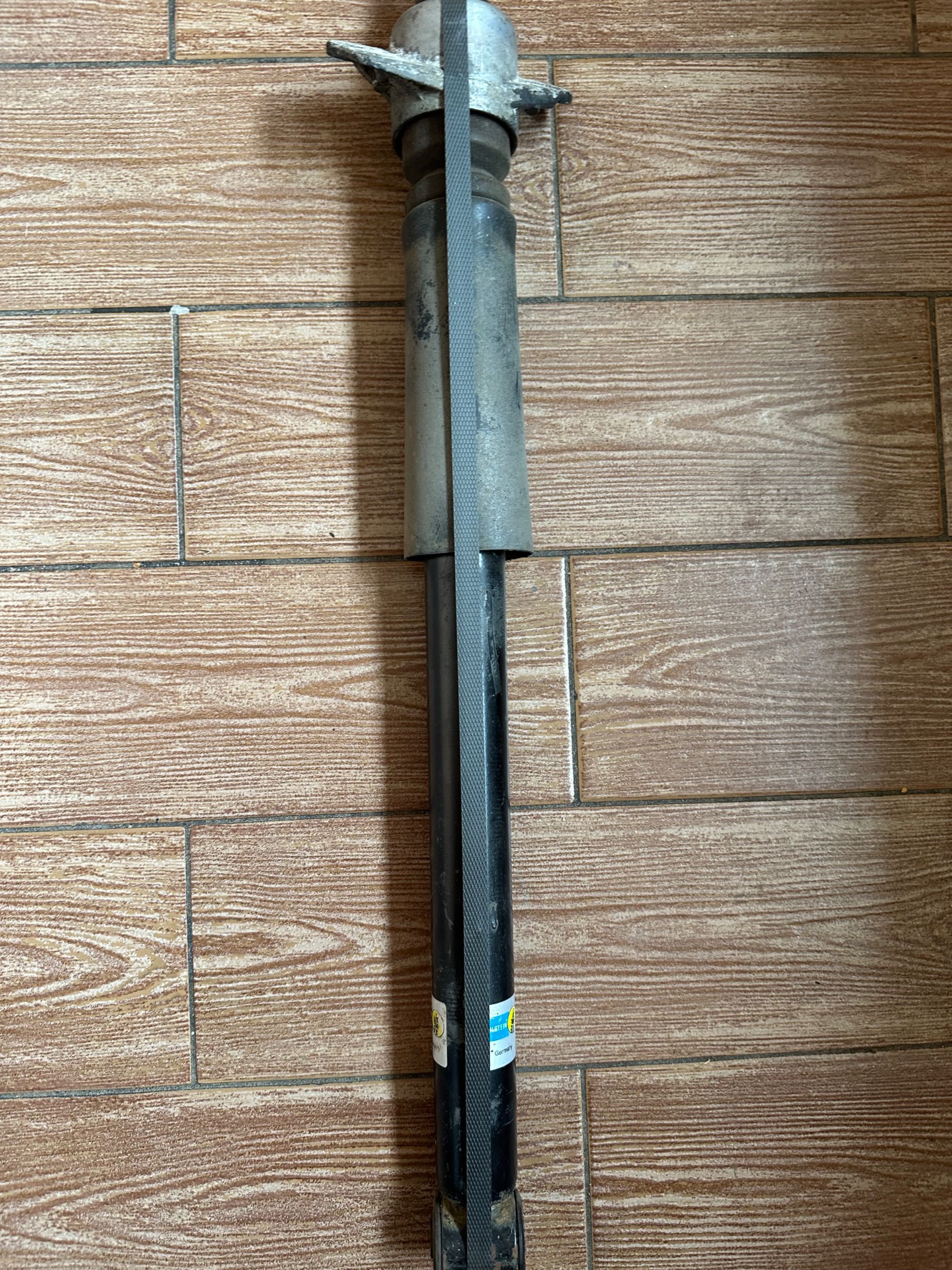 Задній амортизатор VW polo, Fabia bne-a958 19-109589