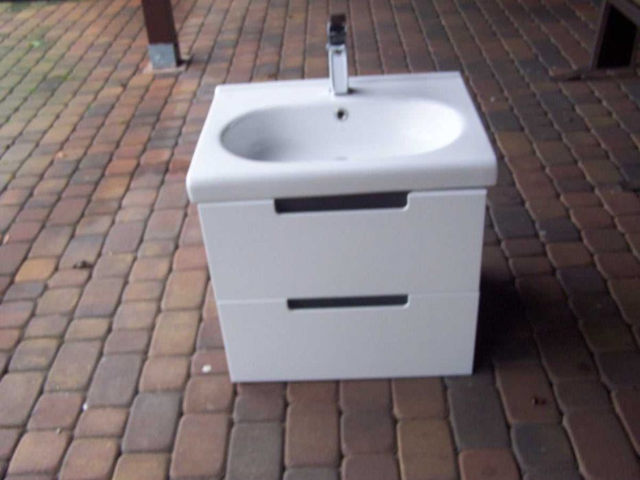 Szafka umywalkowa kompletna ( szafka +umywalka + bateria stojąca)