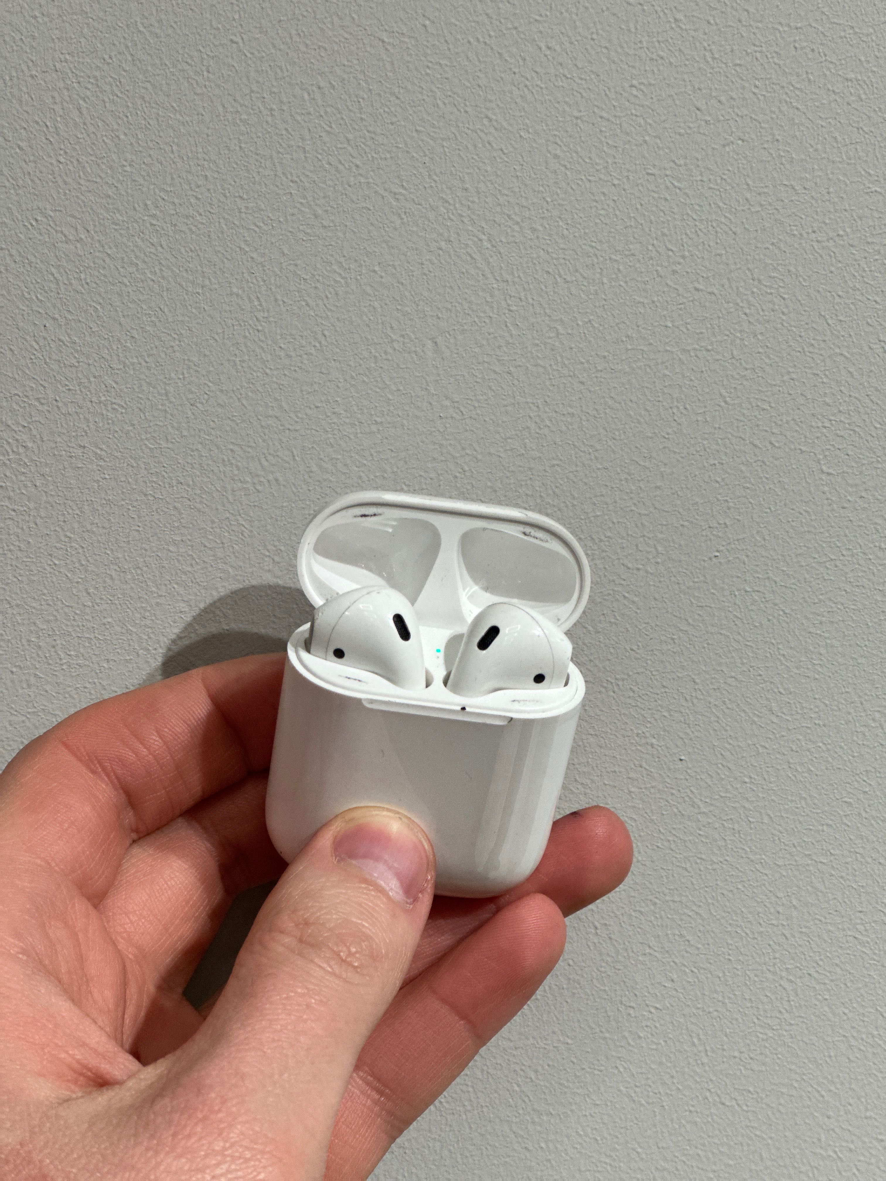 AirPods 2 безпровідні навушники оригінал