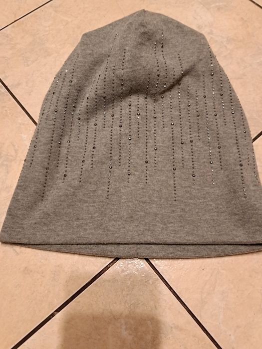 Шапка жіноча нова