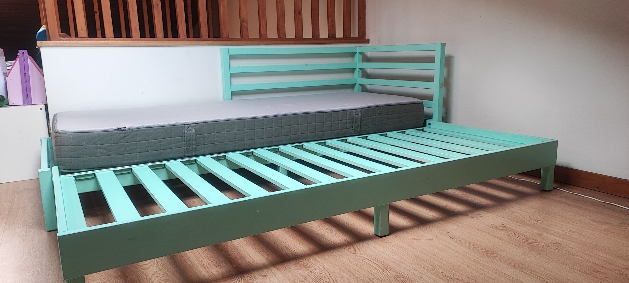 Cama de solteiro 80x200 extensível e colchão