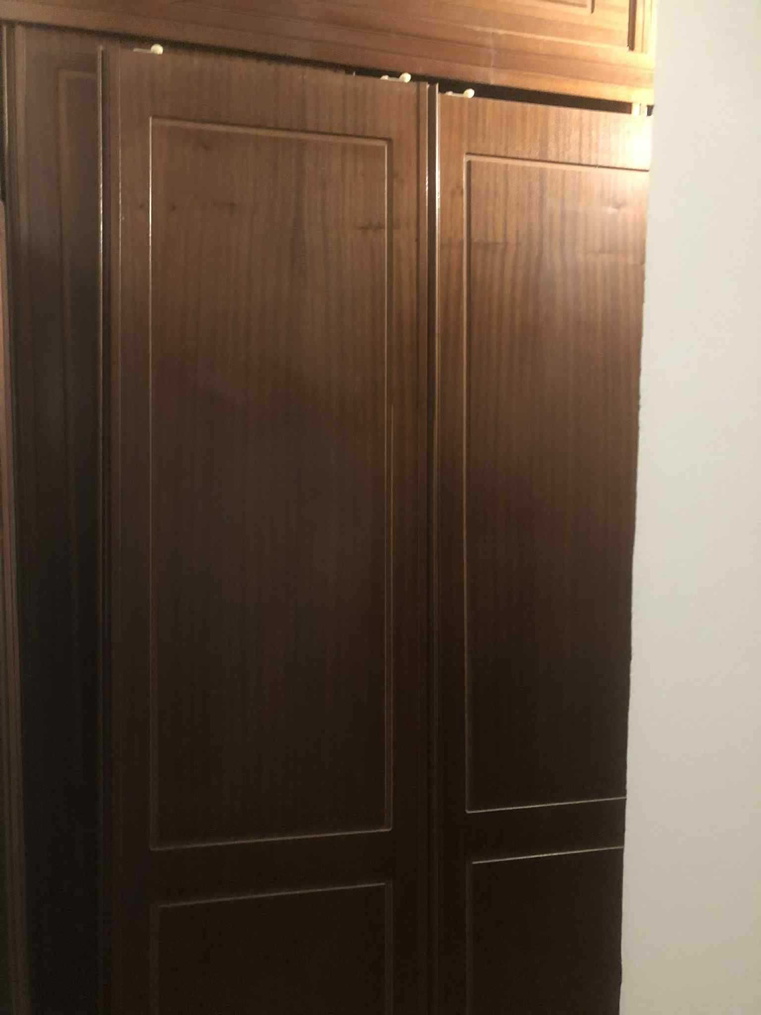 Portas madeira maciça para roupeiro