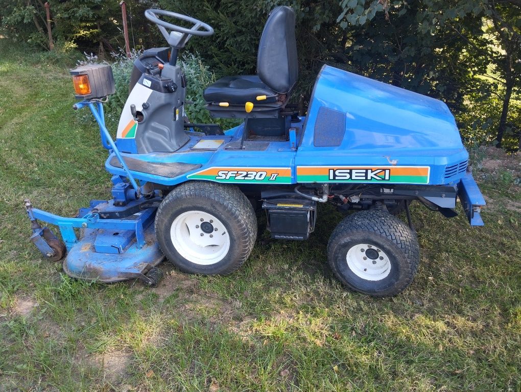 Kosiarka iseki SF 230ii- kosiarka jak czołg, disel 23km mulczer 140cm