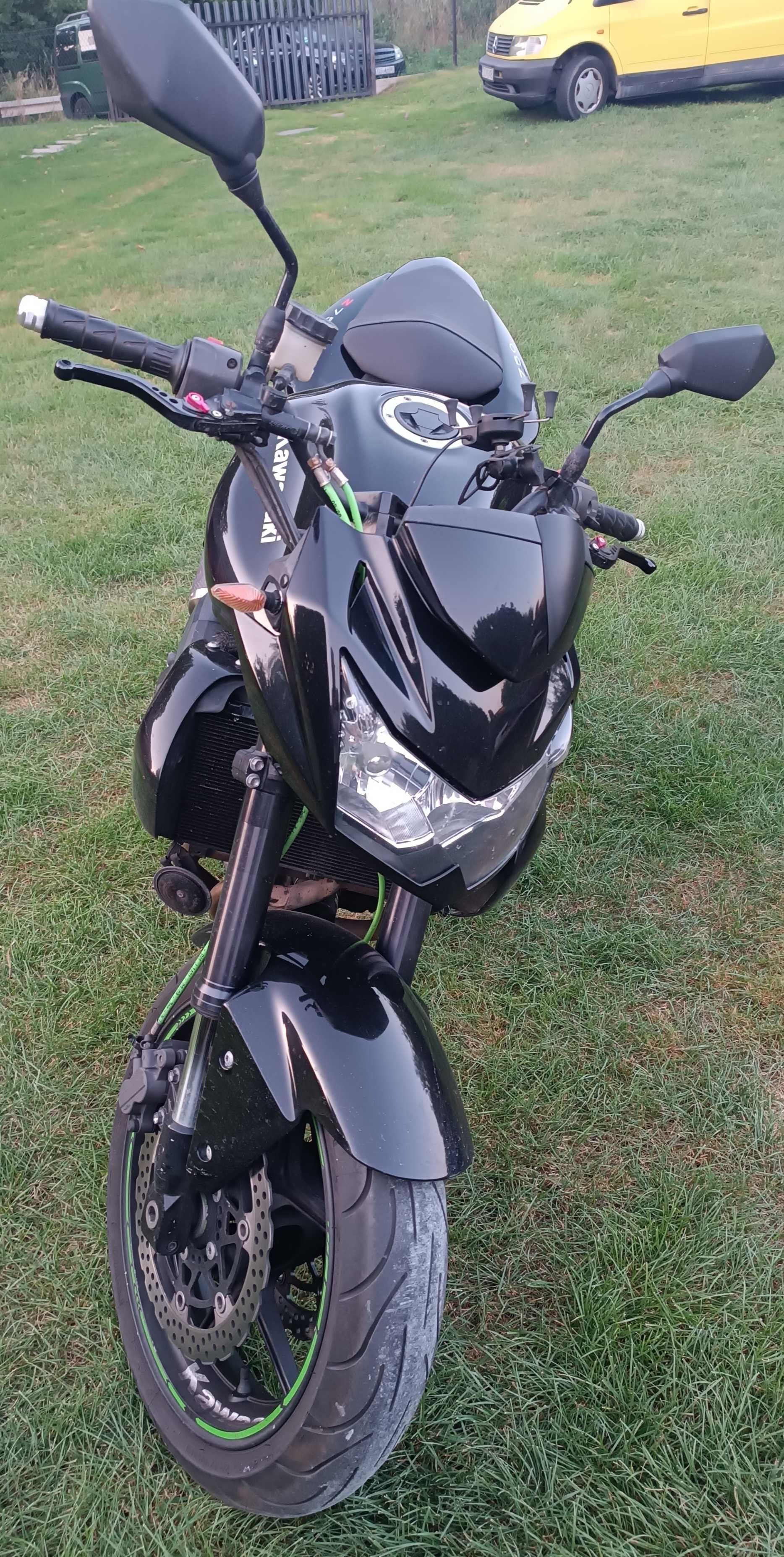Kawasaki z750. Rocznik 2007
