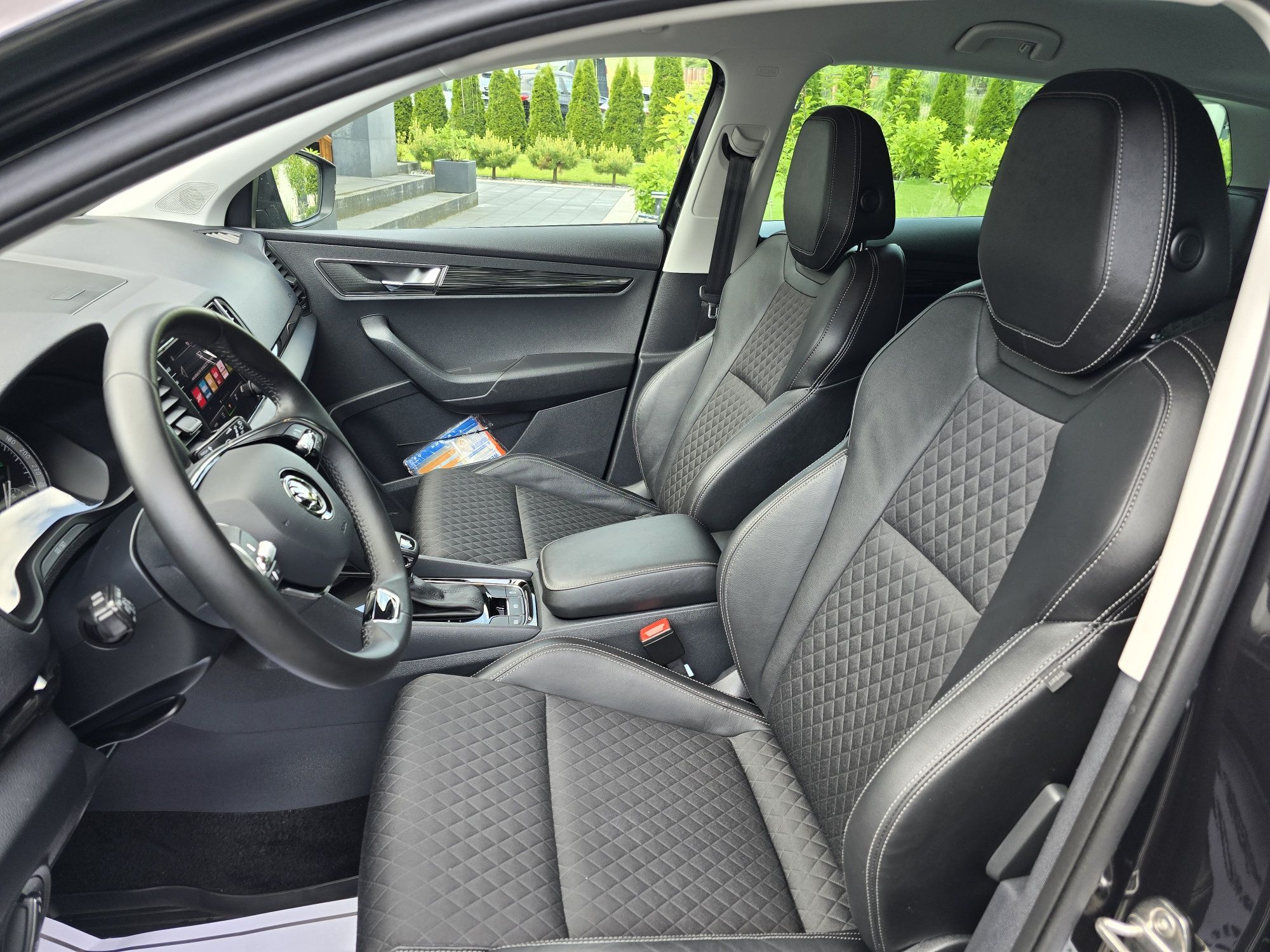 Skoda Karoq 2022r 1.5 TSI DSG KAMERA alu navi RADAR ASYSTENT z NIEMIEC