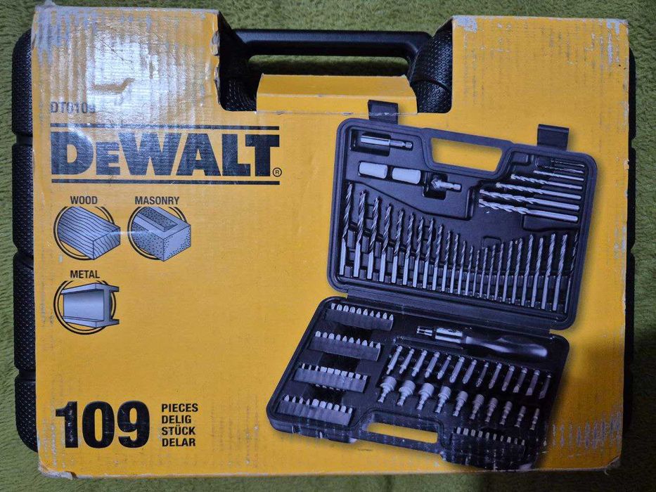 Набор бит и сверл DeWALT DT0109