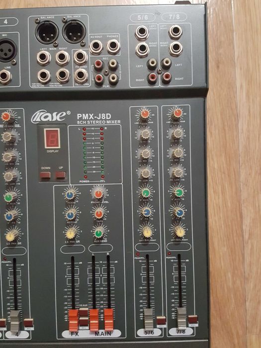 Активний мікшерний пульт KASE PMX-J8D