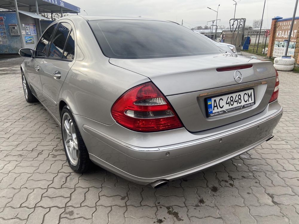 Mercedes Benz E-270 cdi