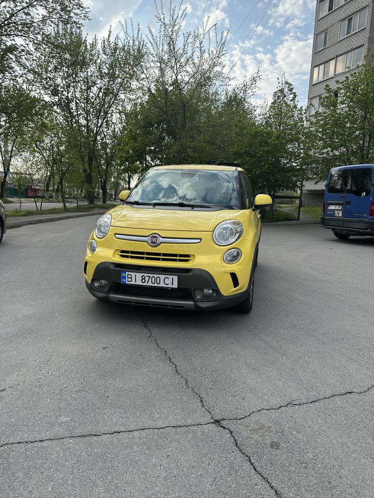 Fiat 500L 2016 року перша реєстрація 2017