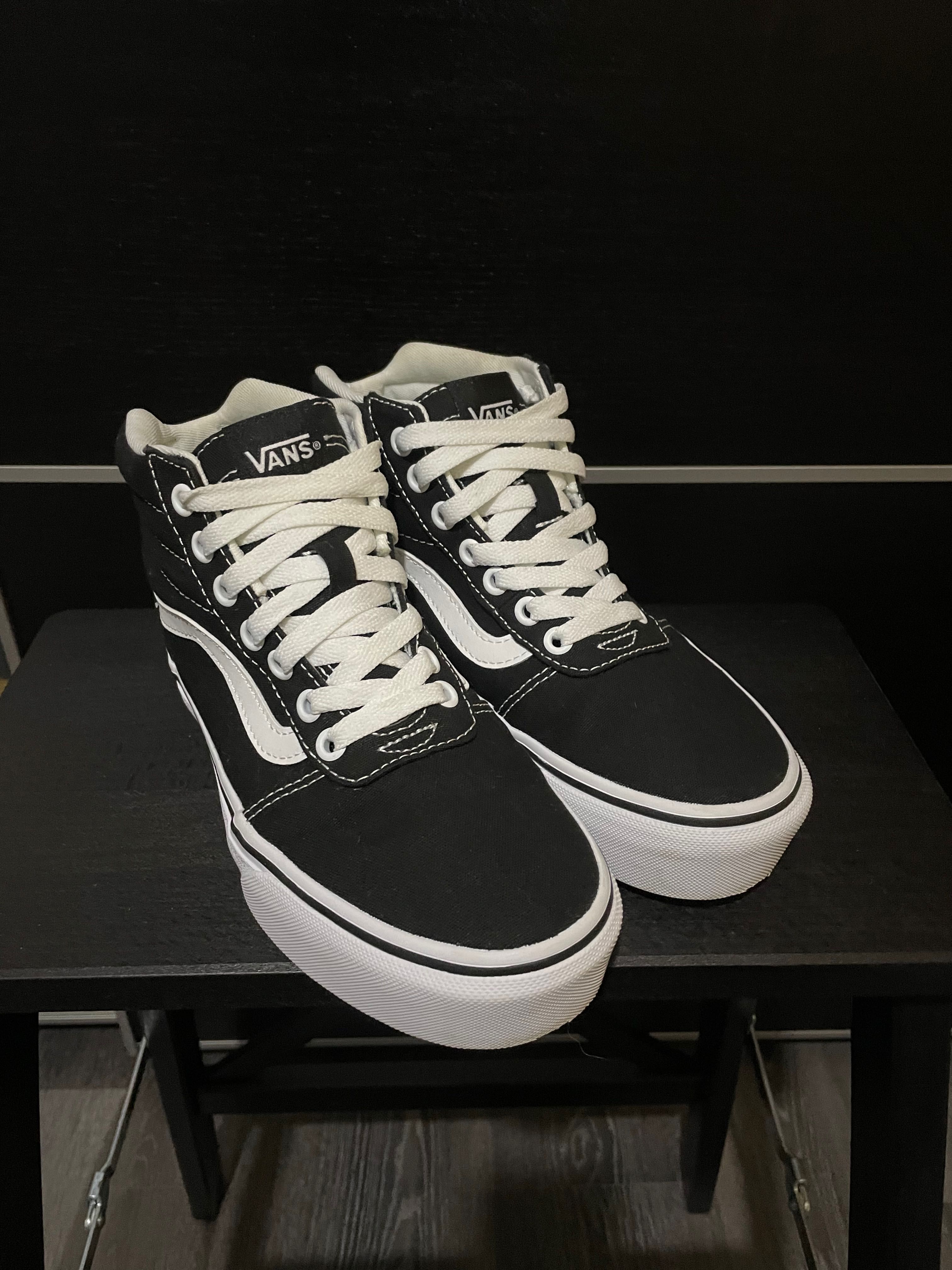 Vendo ténis Vans