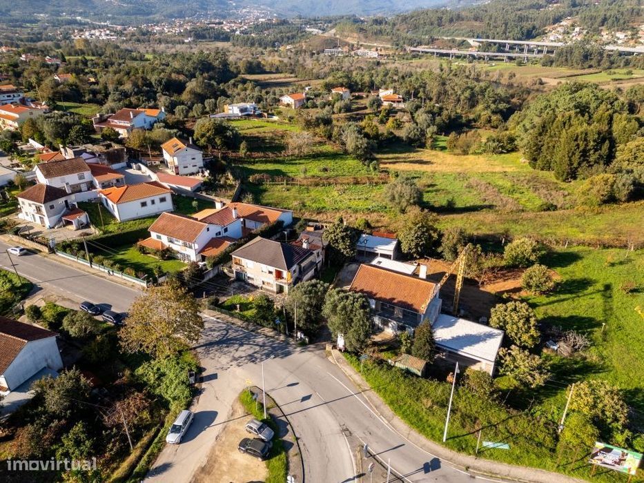 Moradia para Restauro na Zona da Ribeira, Ponte de Lima