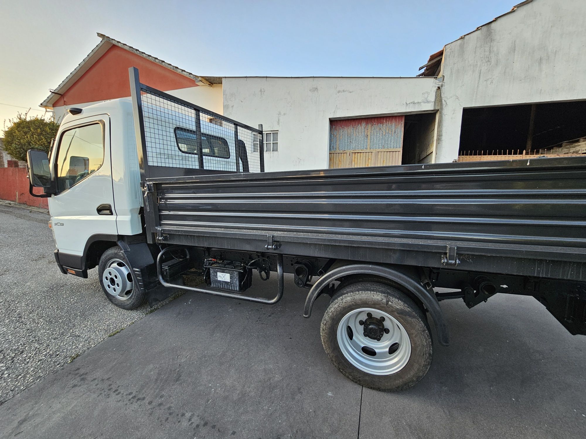 Mitsubishi Canter Fuso 3C13 2008