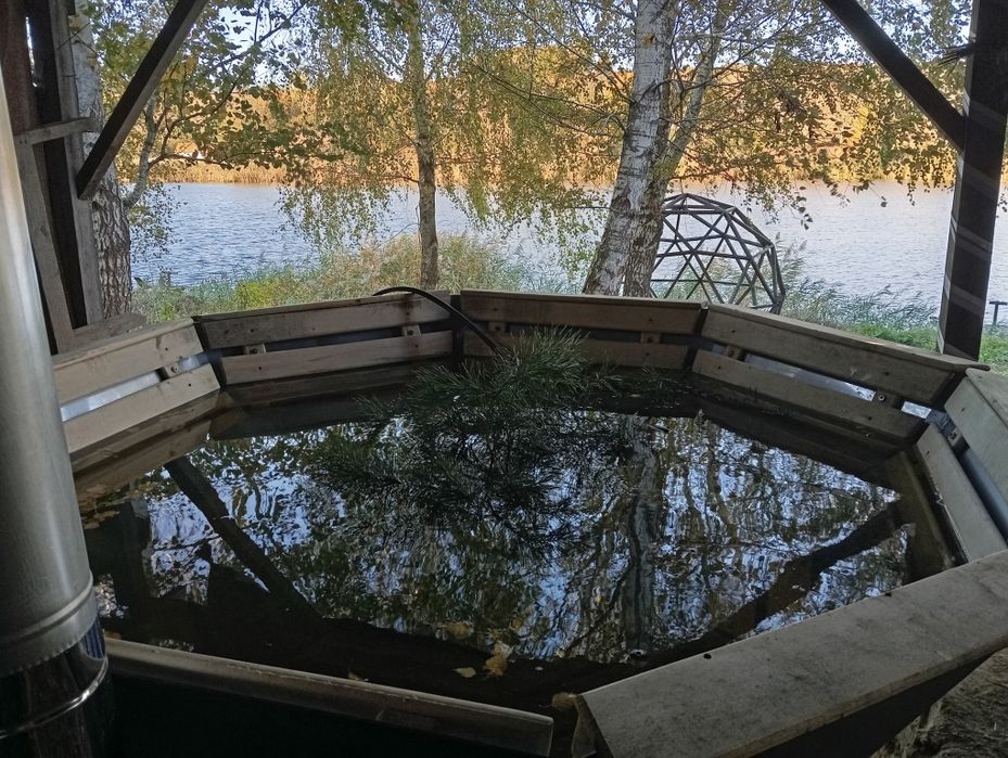 Рибацькі будинки на озері. Баня,чан, с. Киданівка, Богуславський р-н