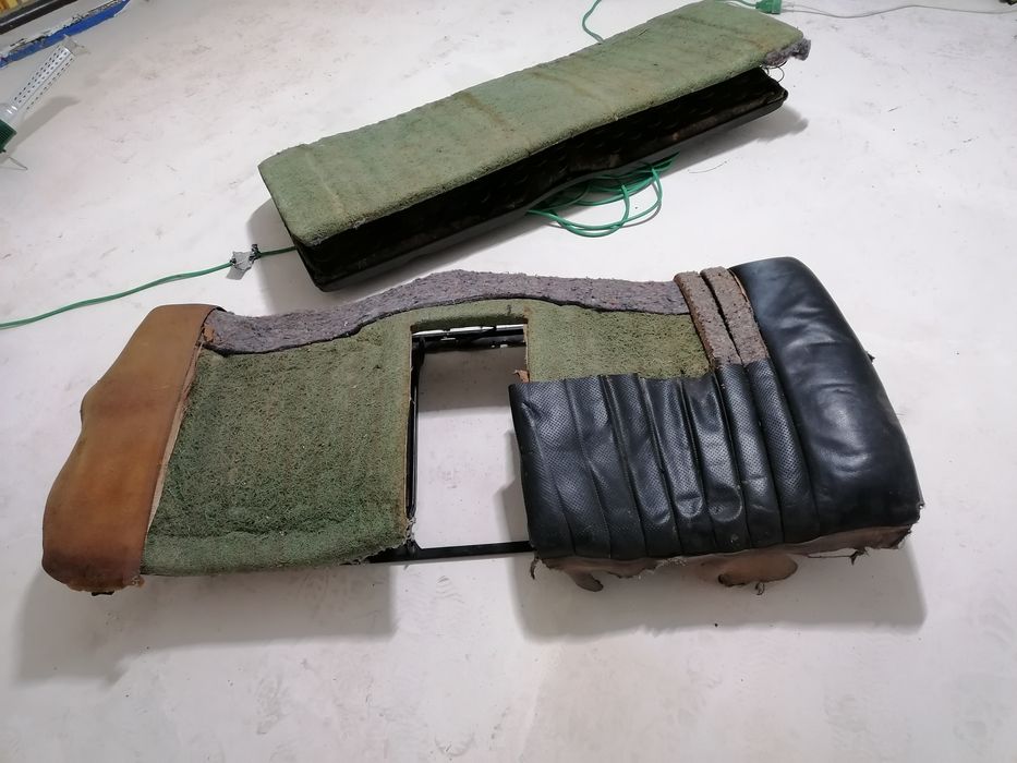 Mercedes w 107 sl slc kanapy