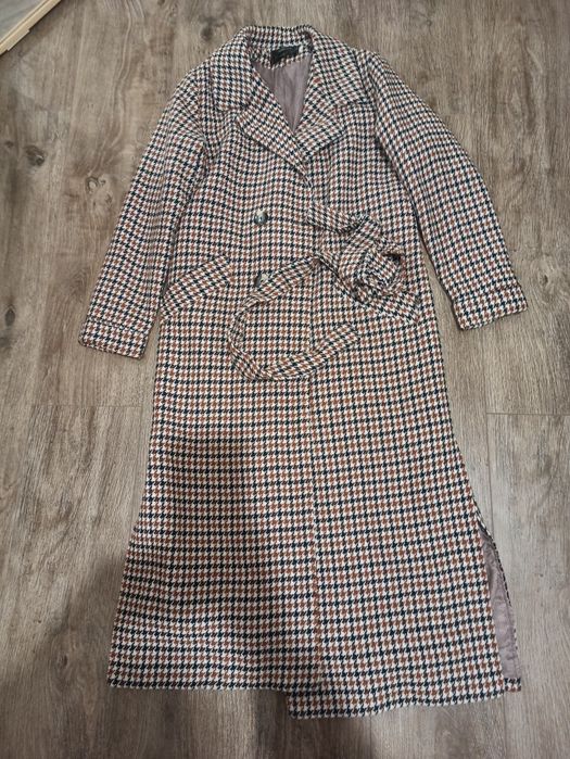 Пальто осіннє в клітинку