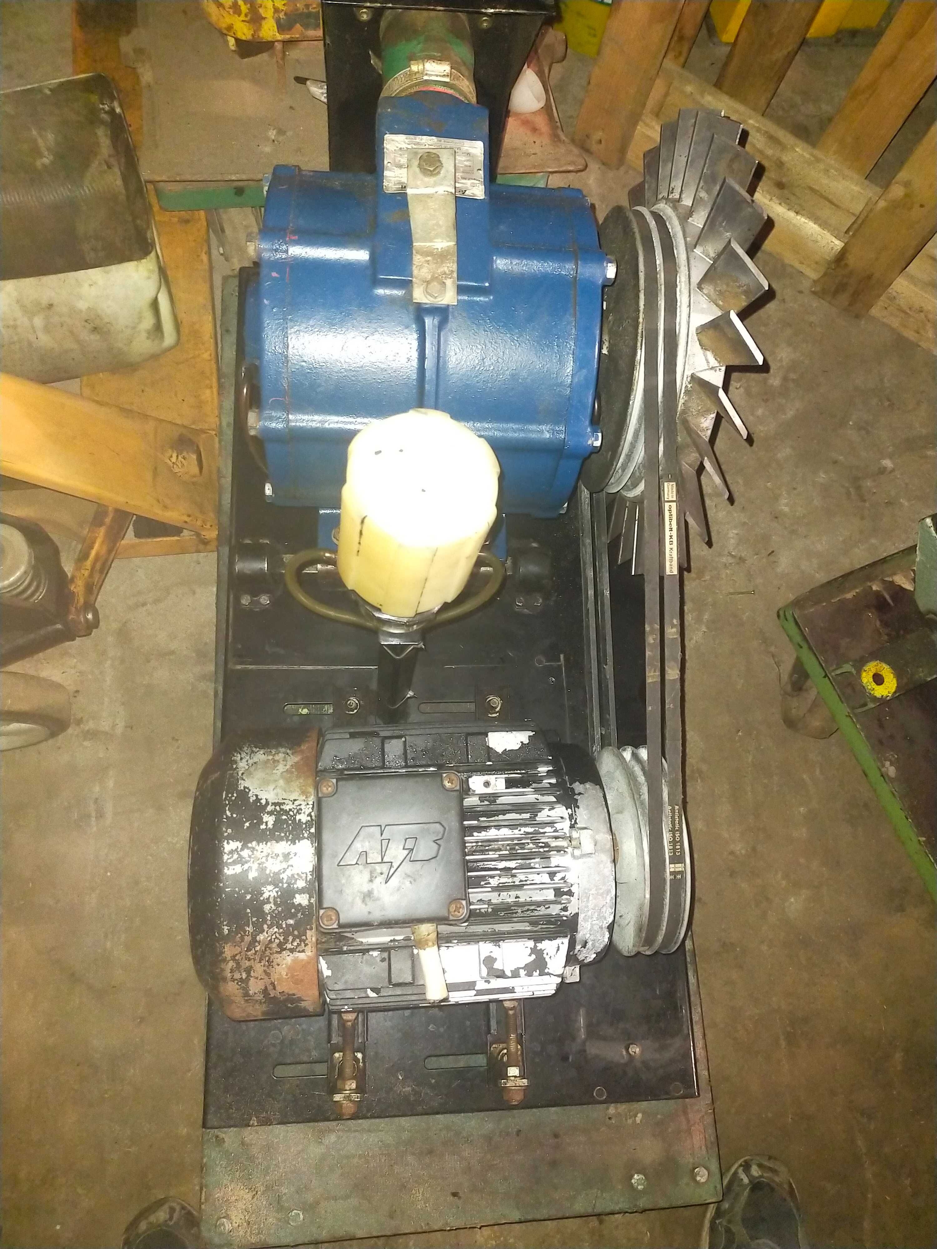 Hala udojowa Alfa Laval 2x7 z automatyką