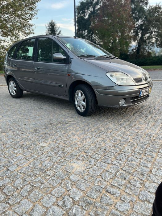 Carro em bom estado