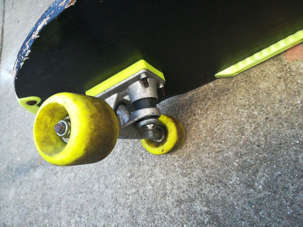 Skate "old school". BAIXA DE PREÇO