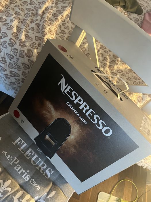 Капсульна кофеварка «NESPRESSO»