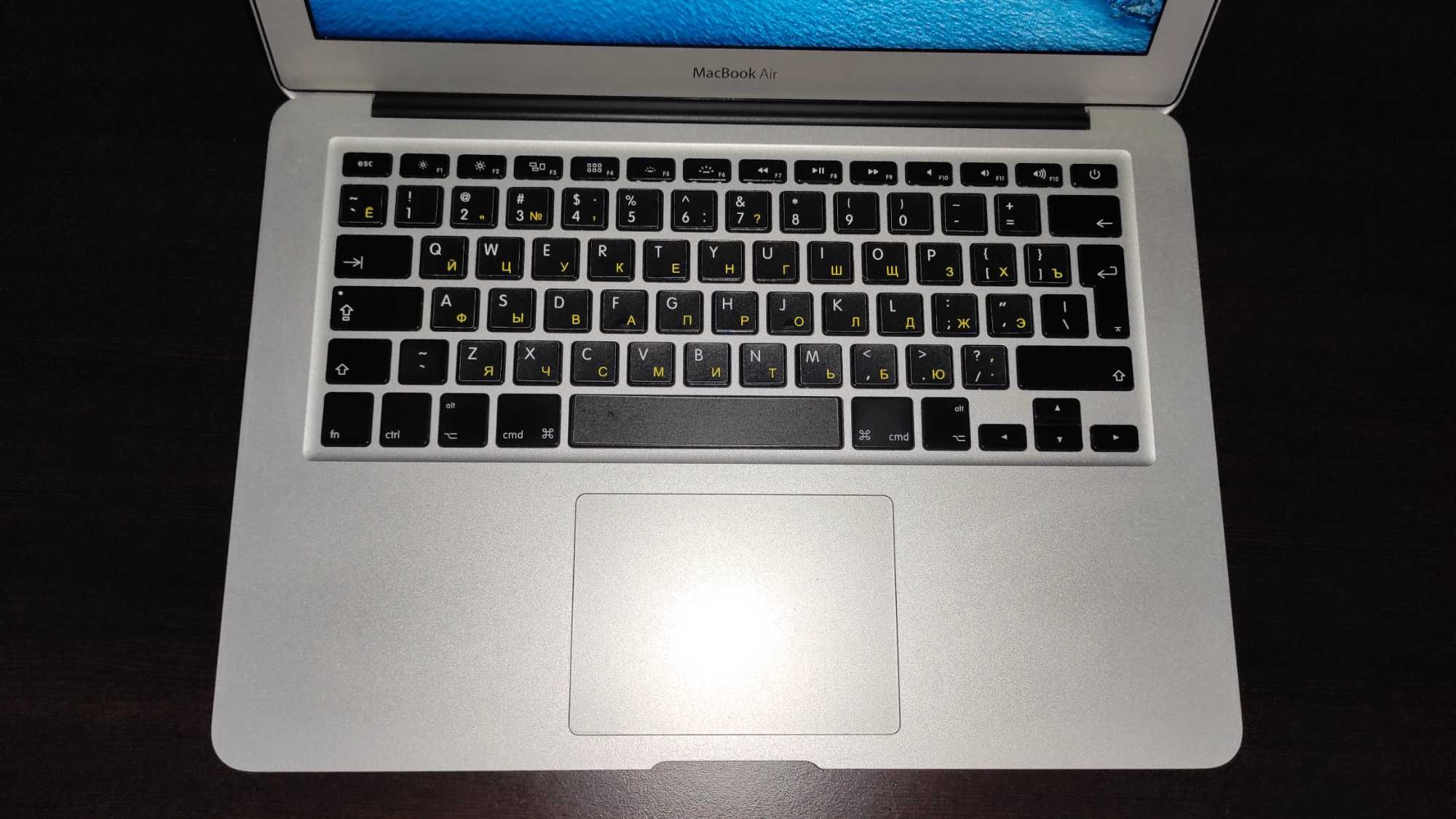Laptop MacBook air13 A1466 i5 128gb 2015