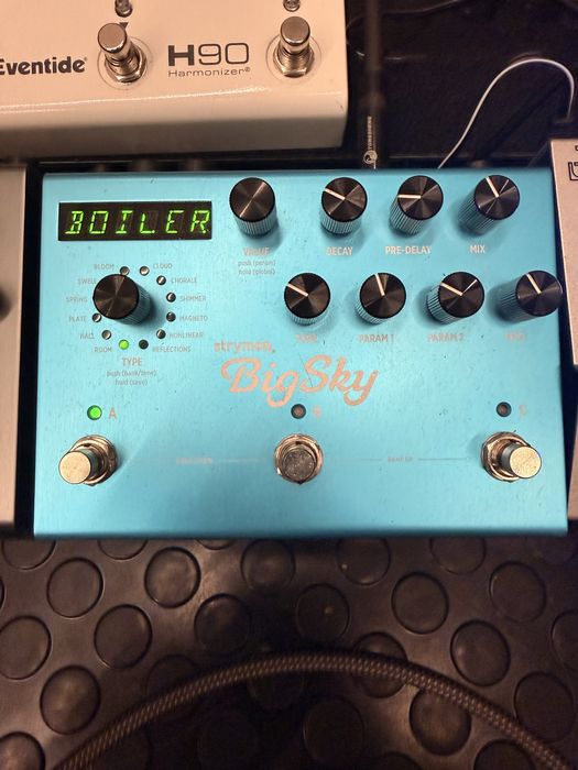 Strymon Big Sky e Timeline