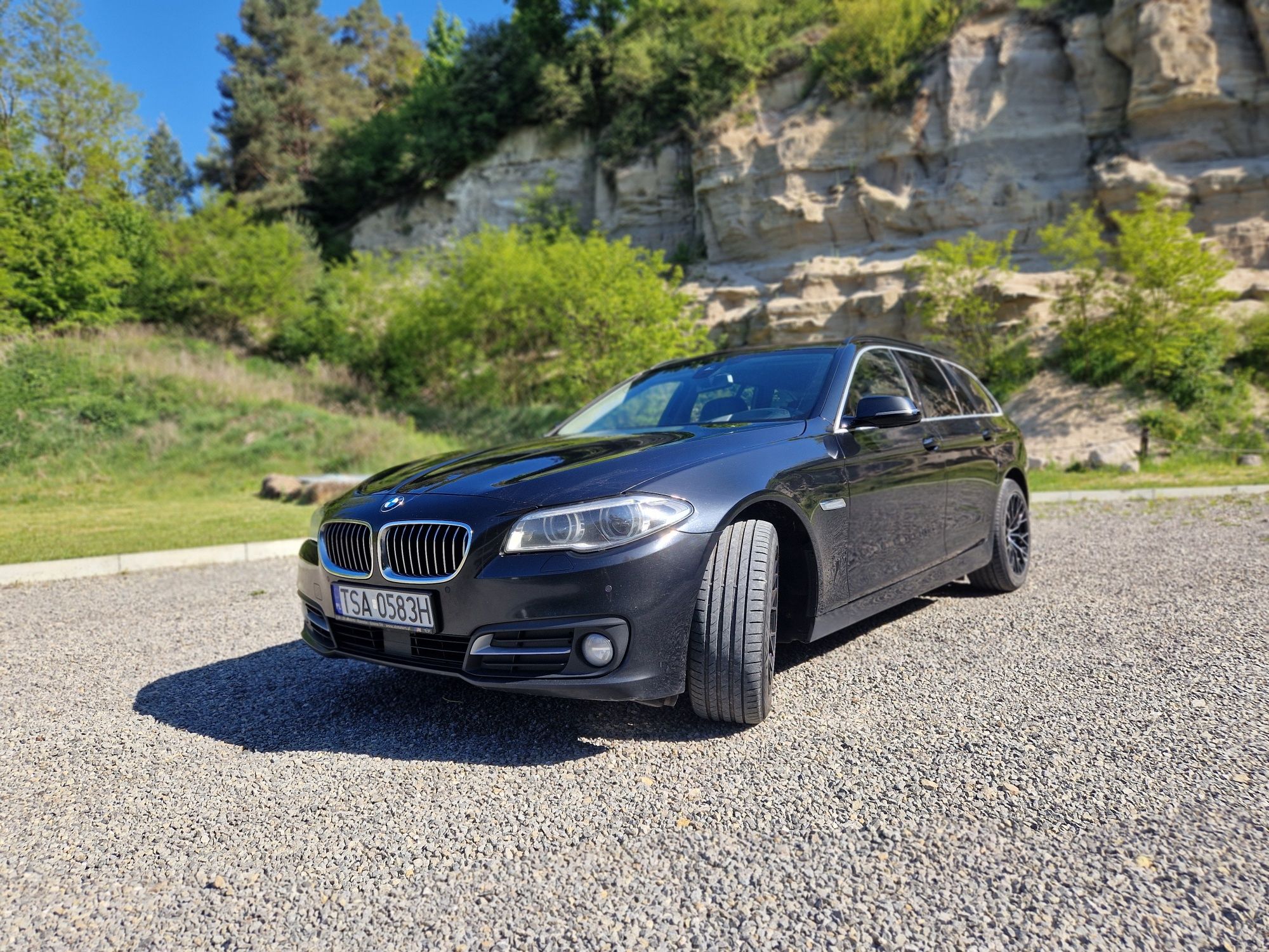 BMW serii 5 f11 x-drive z rocznika 2016 BOGATA WERSJA