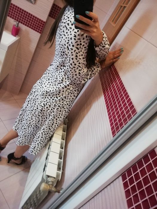 Nowa sukienka 38 M zwiewna jasna koszulowa biała