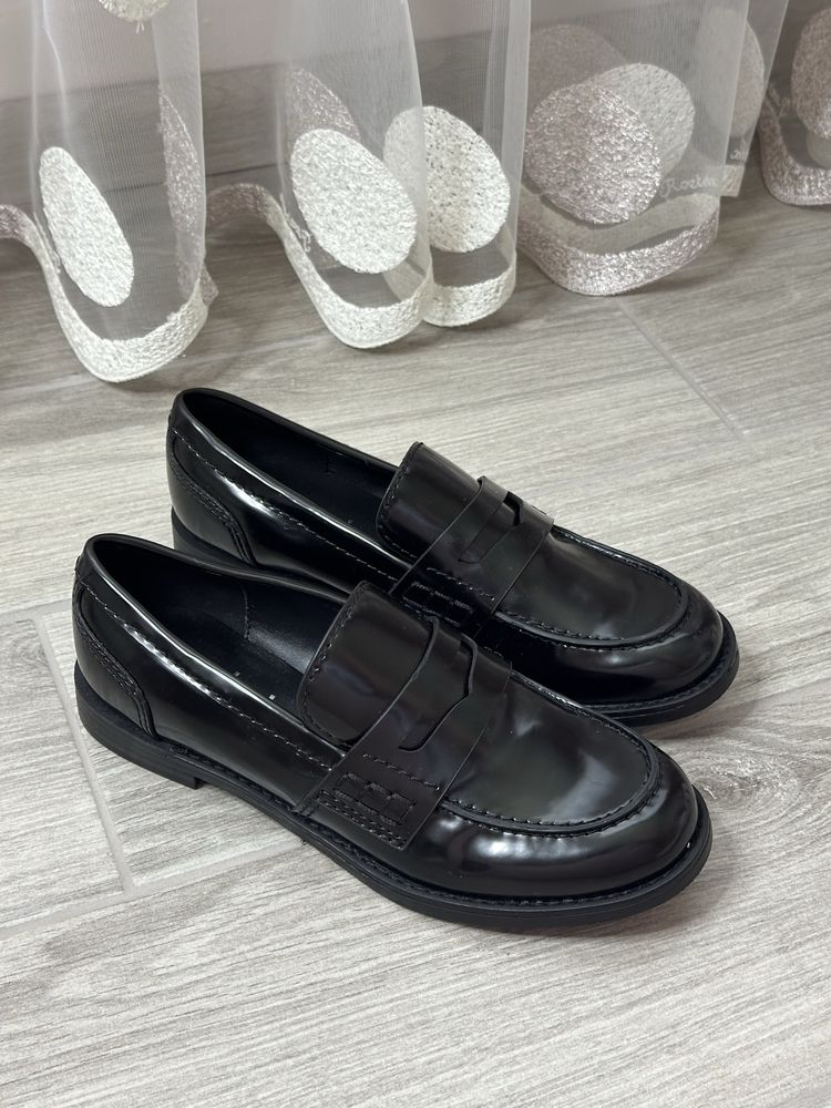 Жіночі лофери Calvin Klein
