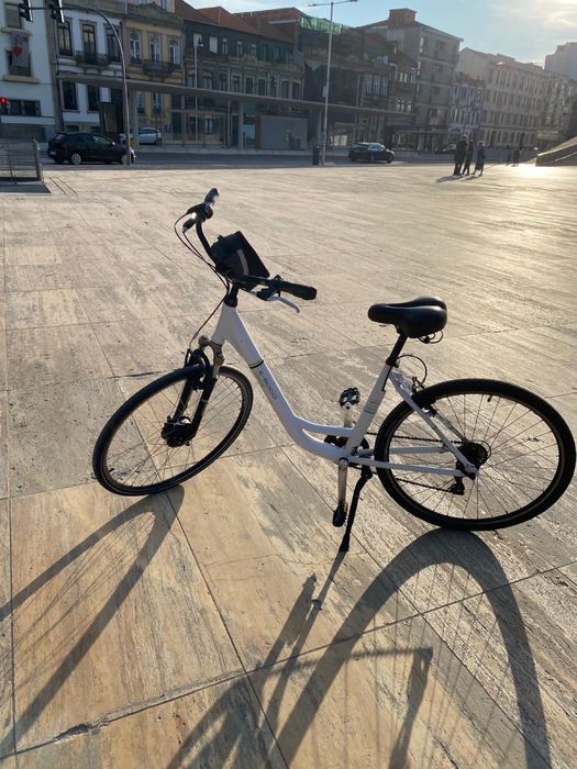 Bicicleta E-8000 Orus