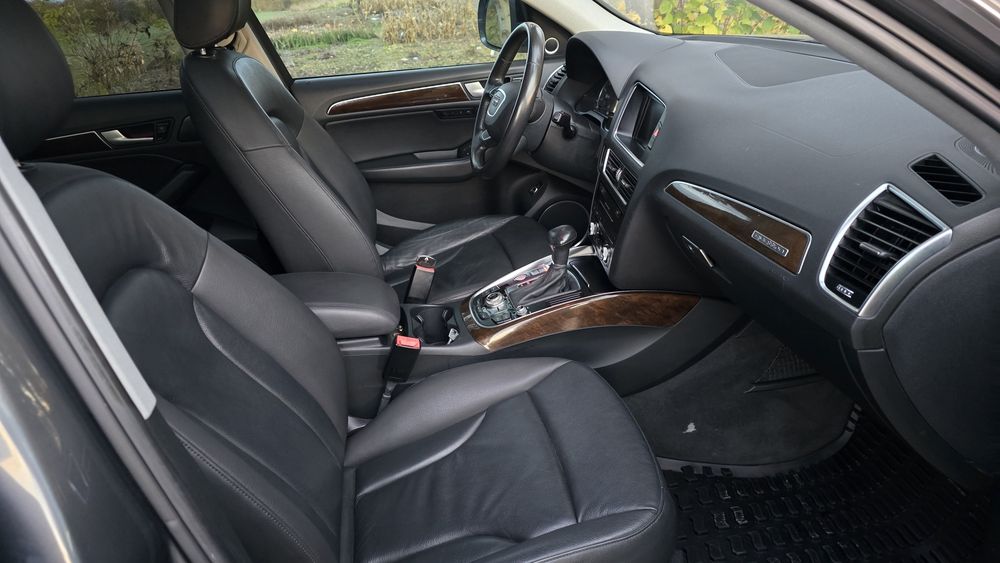 Продам ауді Q5 2014