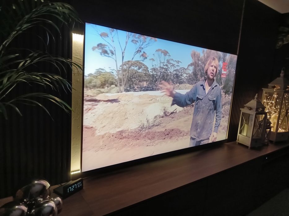 Tv Samsung q85qn neo qled.