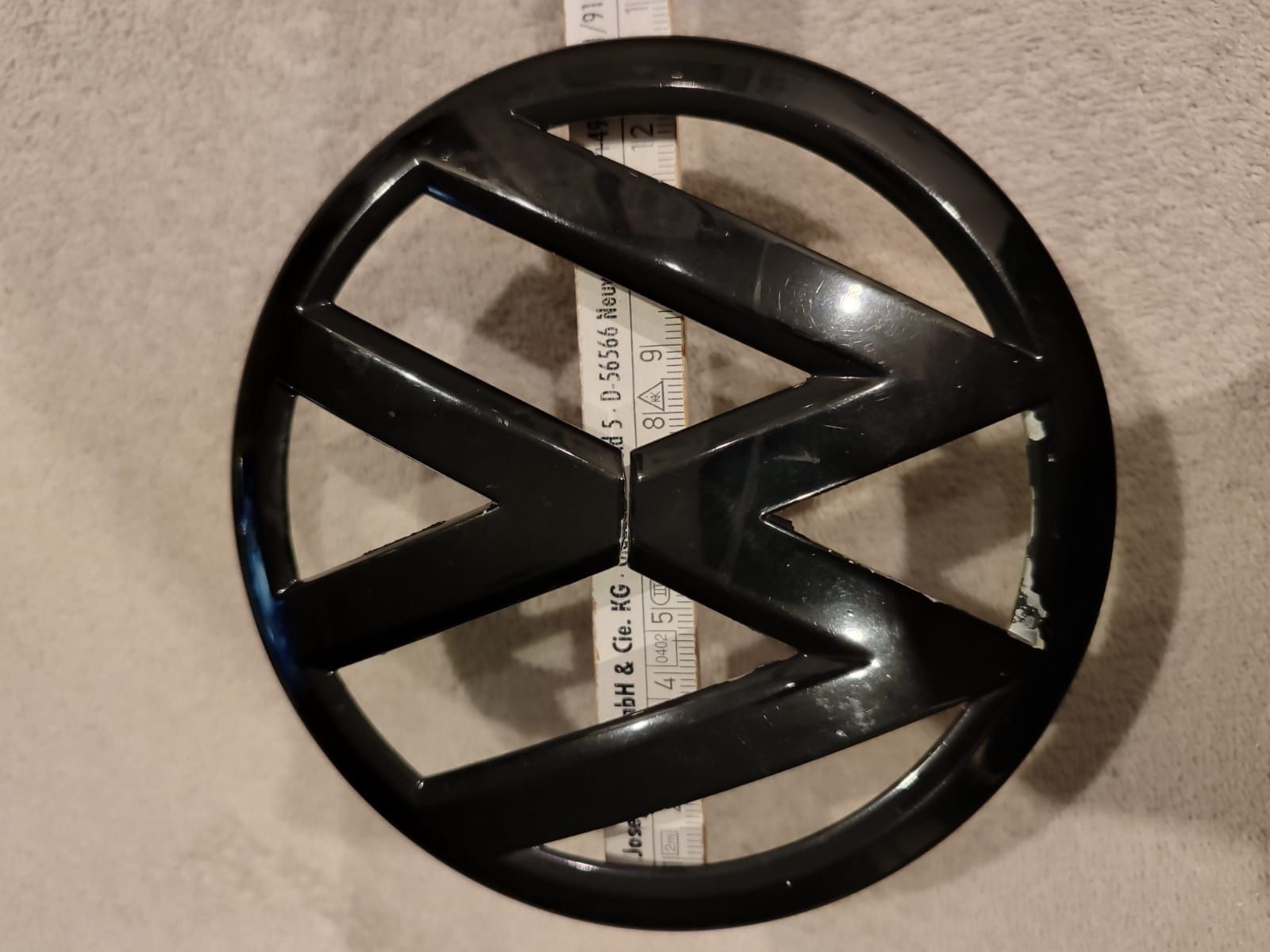 VW Golf VII 7 Volkswagen emblemat znaczek logo przód oryginał OEM 13,5