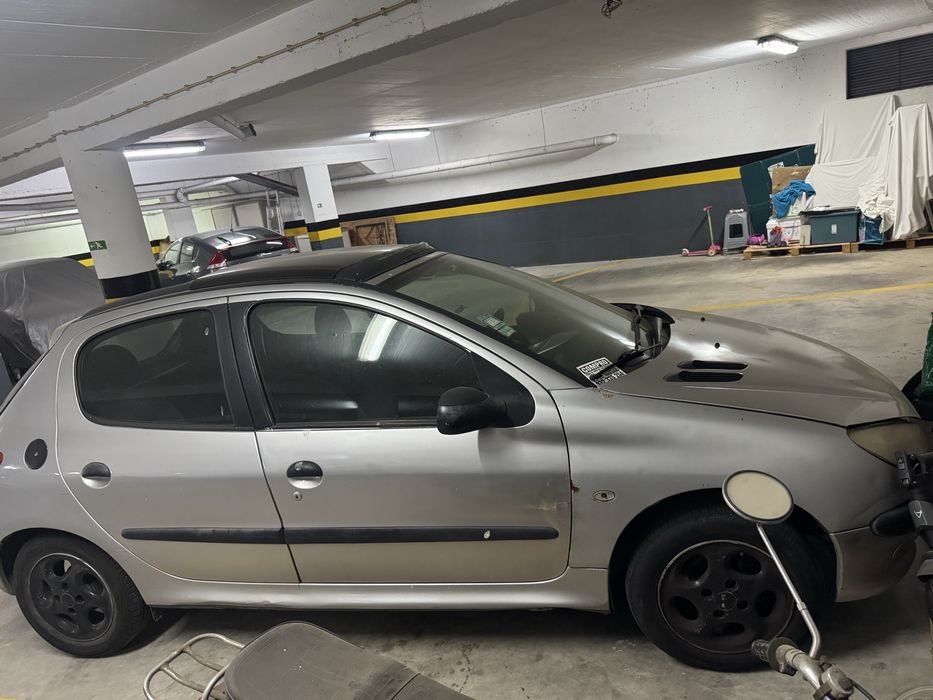 Peugeot 206 ano 2000