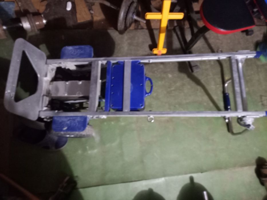 schodołaz towarowy elektryczny titan