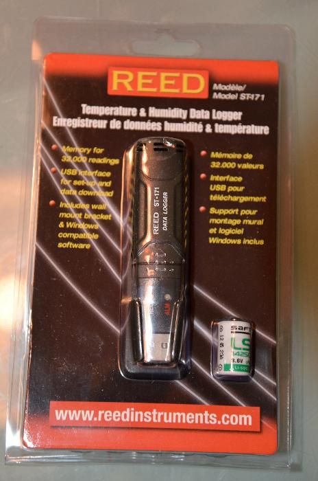 регистратор температуры воздуха и относительной влажности REED ST-171