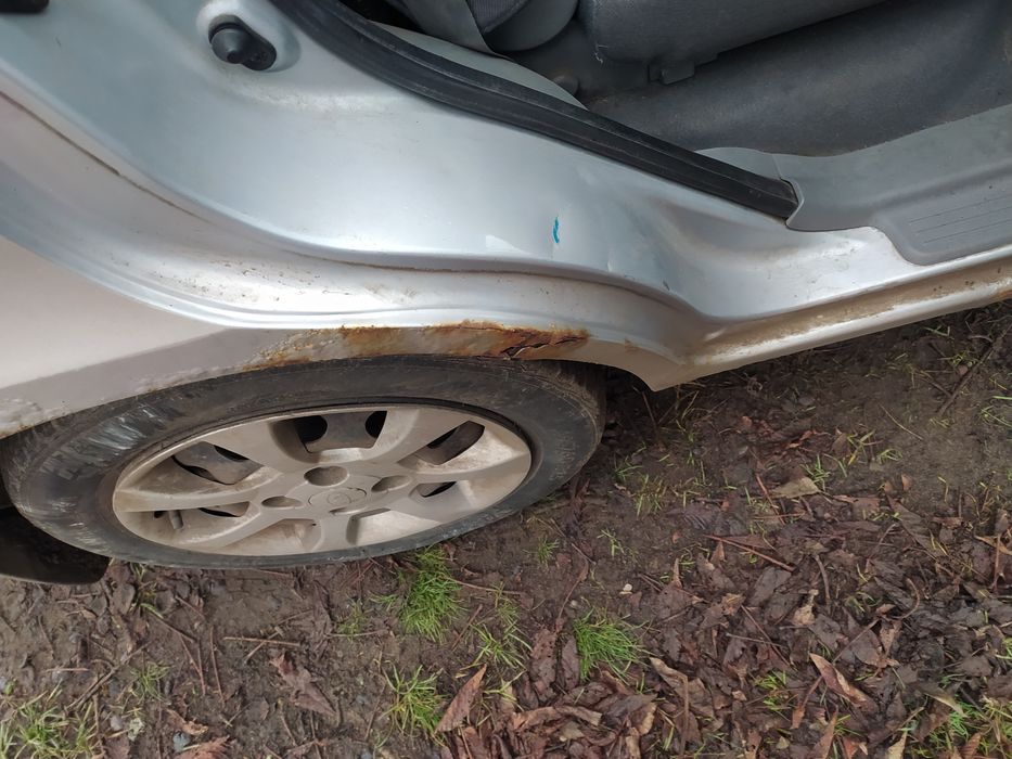 Продам Кіа карєєн