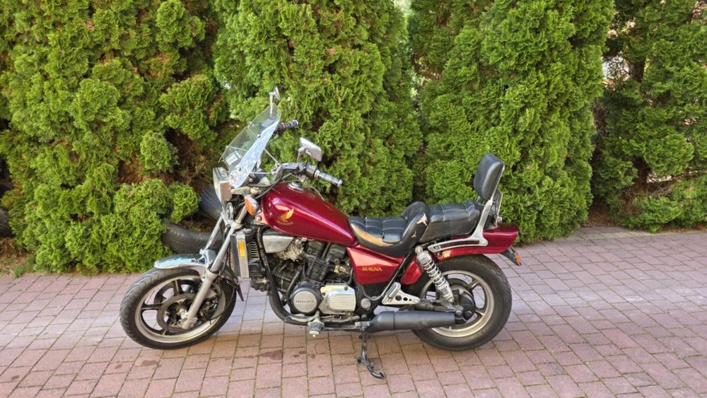 Honda vf 700 magna Motocykl zarejestrowany silnik części  dostawa