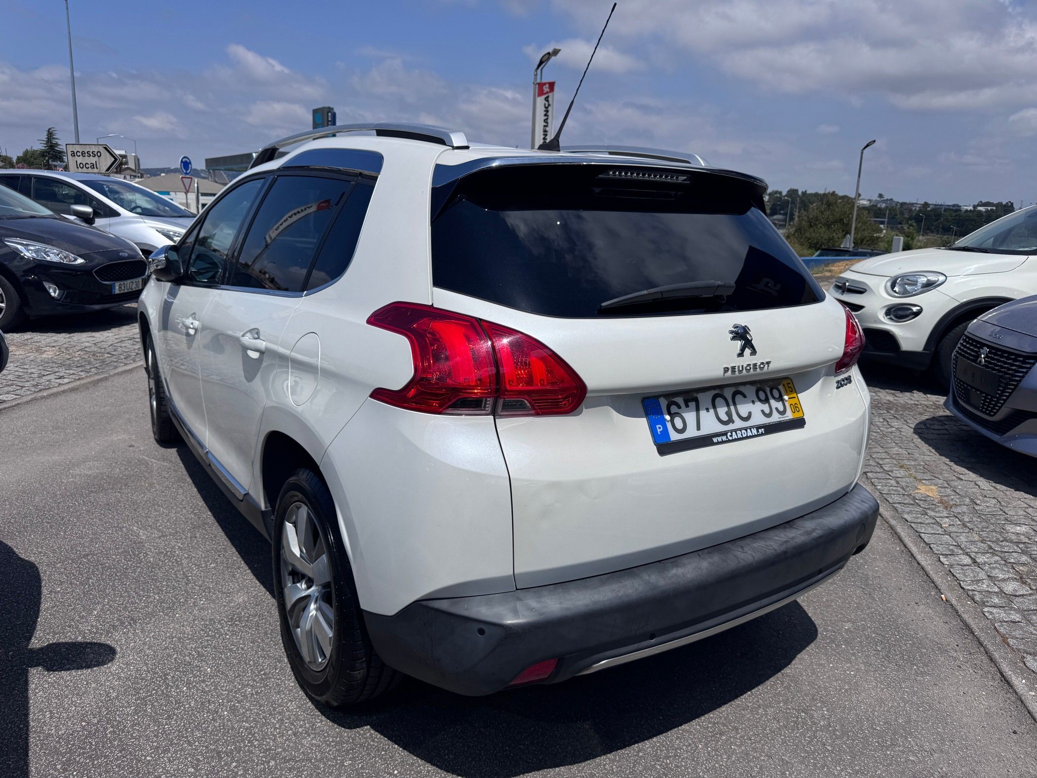 Peugeot 2008 1.2 PureTech Allure