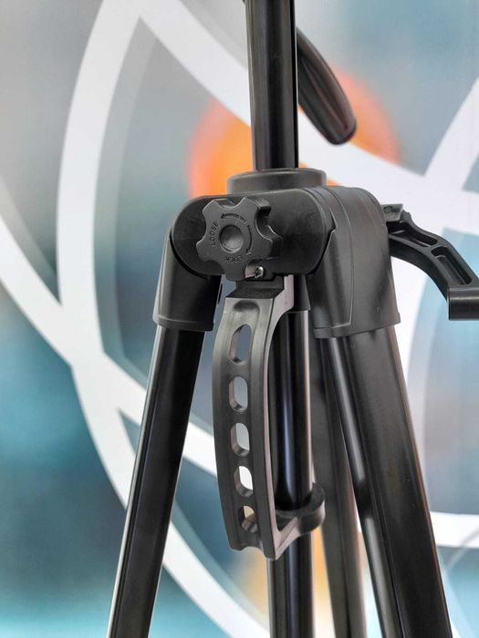 Tripé Profissional com Bolsa de Transporte Novos