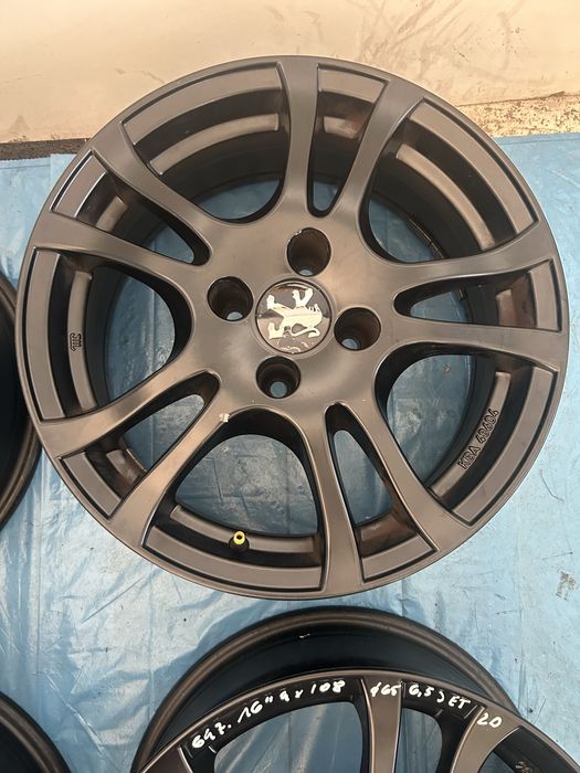 647 Felgi Alumniowe PEUGEOT R 16 4x108 otwór 65 Bardzo Ładne Czarne