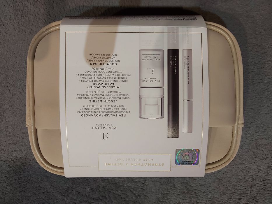 Odżywka do rzęs Revitalash w zestawie