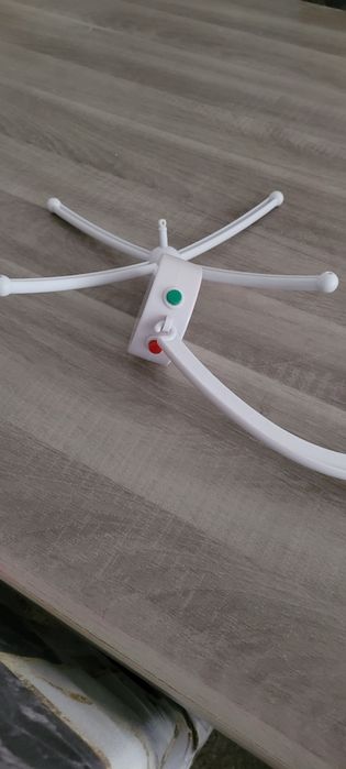 Mobile para berço com rotação e música