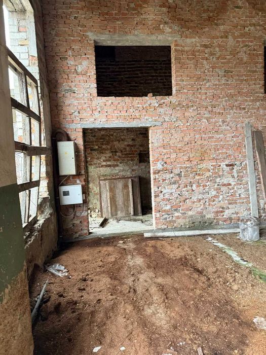 Виробничо-складське приміщення.База.Обладнання.