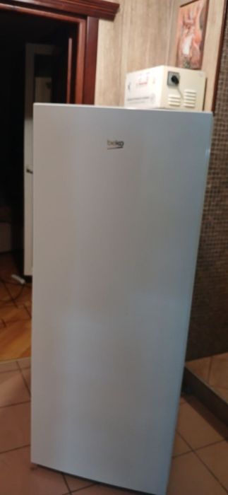 Морозильная камера Beko