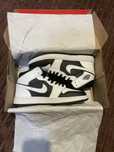 Стильні кроссівки Nike Air Jordan 1.