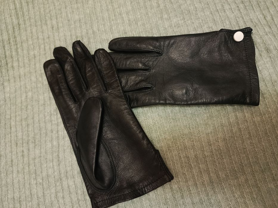 Рукавички печатки шкіряні нові.