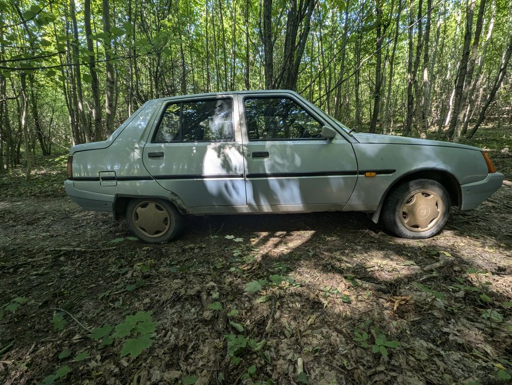ЗАЗ 1103 СЛАВУТА 2004