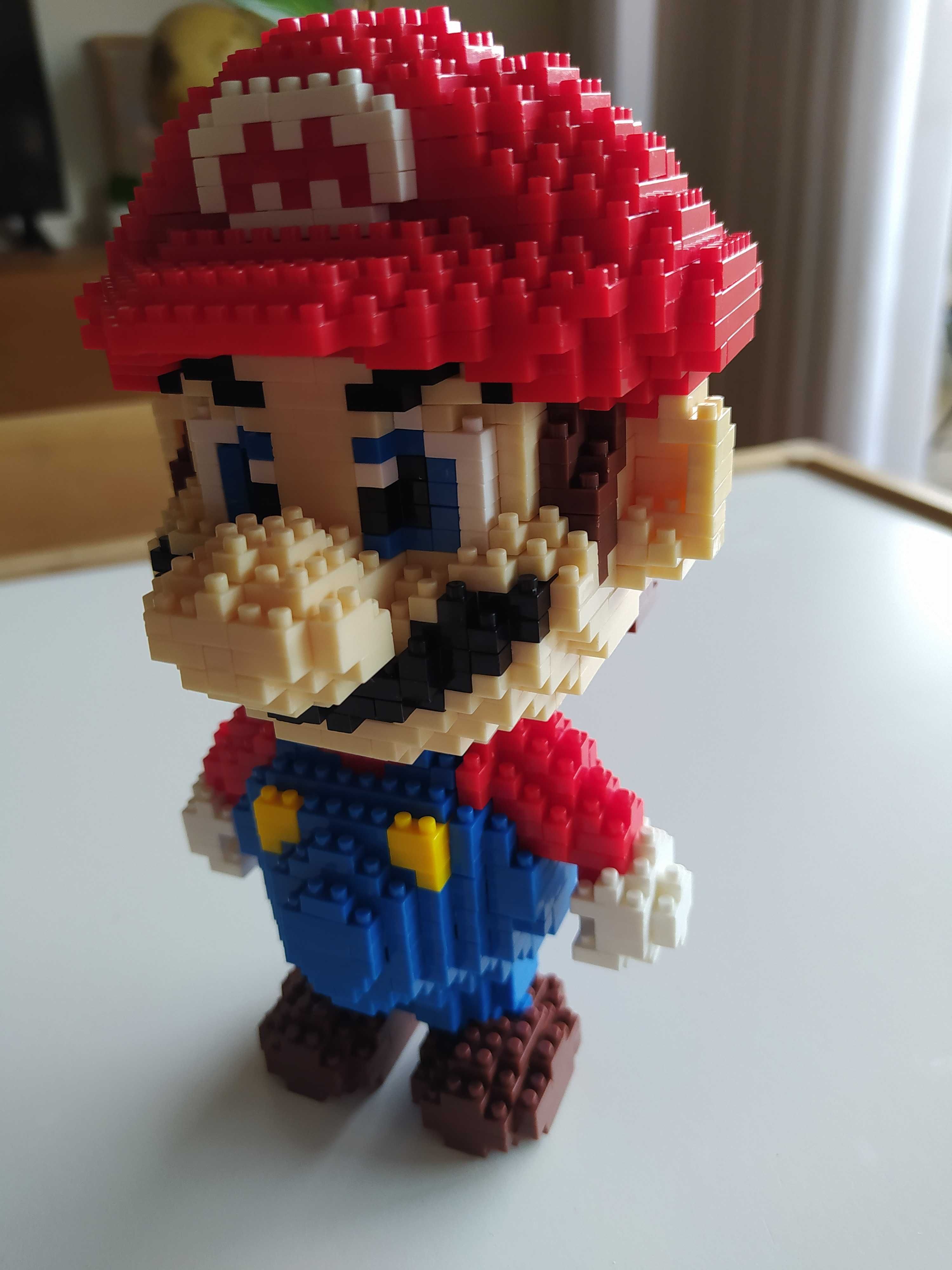 Super Mário e Mickey em Micro Lego