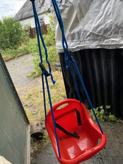 Гойдалка дитяча